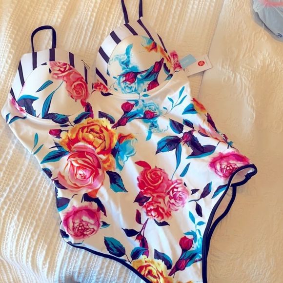 Cupshe Black and White and Colorful Floral One Piece Swimsuit - Picture 1 of 5